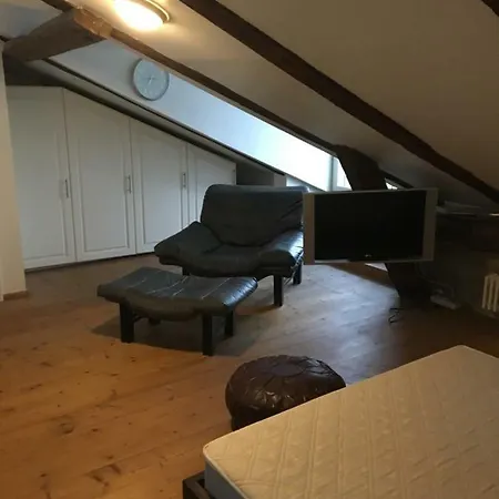 Vene 12a With Balcony Apartment *