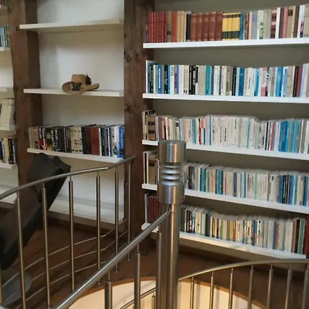 Vene 12a With Balcony Appartement *